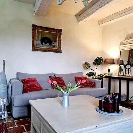 Casa de Férias La E Bella Somano