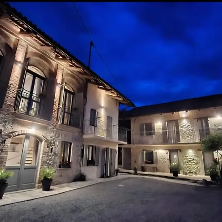 La E Bella Nyaraló