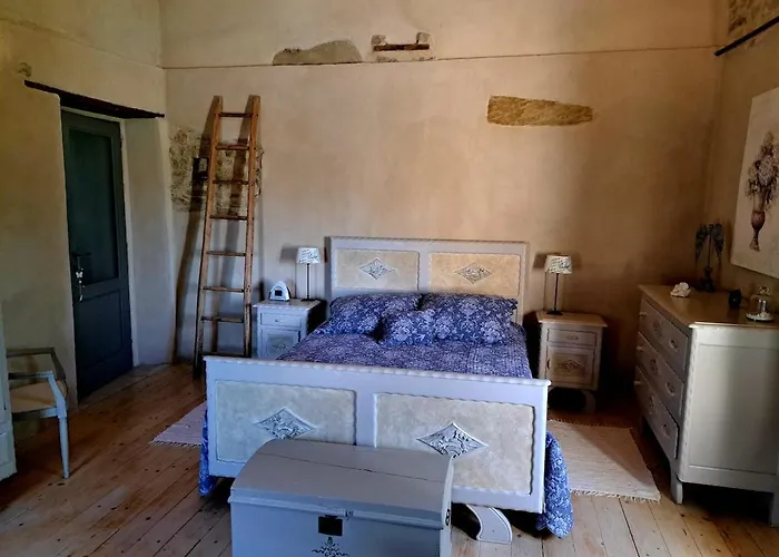La E Bella Somano